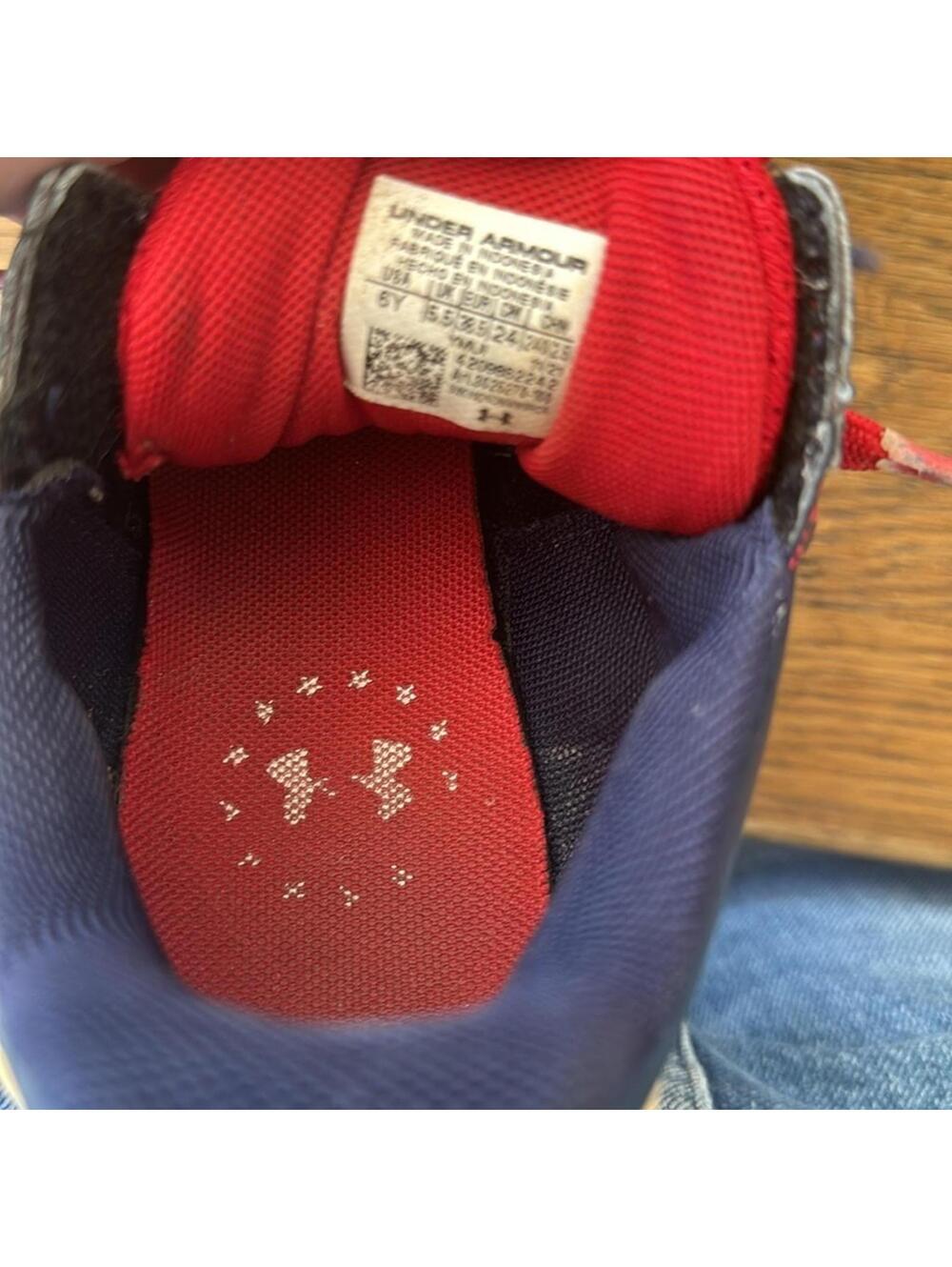 Under Armour Harper Baseball cleats size 6Y - Picture 5 of 5